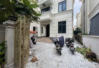 Cho thuê biệt thự Vic19 Vinhomes Golden River