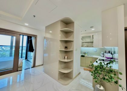 Bán 2 phòng ngủ Lm81-10.16 Landmark 81 Vinhomes